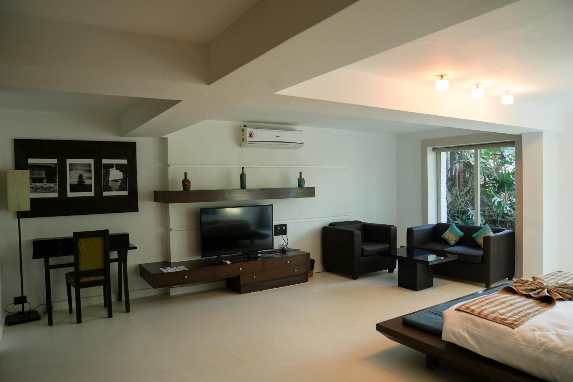 Regenta Beach House Resort, Goa Бенаулим Экстерьер фото