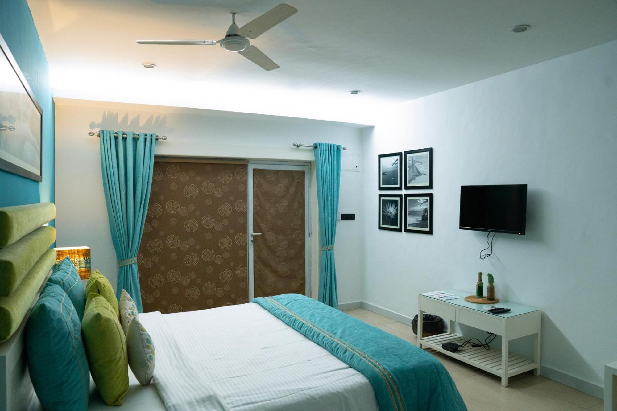 Regenta Beach House Resort, Goa Бенаулим Экстерьер фото